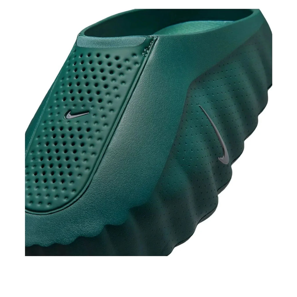 Nike Slip-On Mules – Teal / Orange