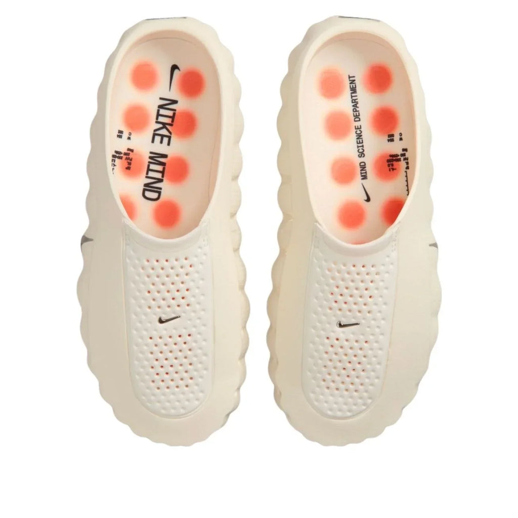 Nike Slip-On Mules – Cream / Orange