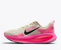Nike Vomero 18 Running Shoes – Sail / Hyper Pink IB7315-100