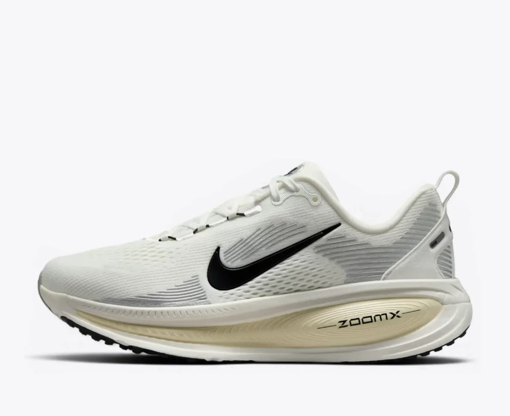 Nike Vomero 18 Running Shoes – Summit White / Coconut Milk HM6804-101