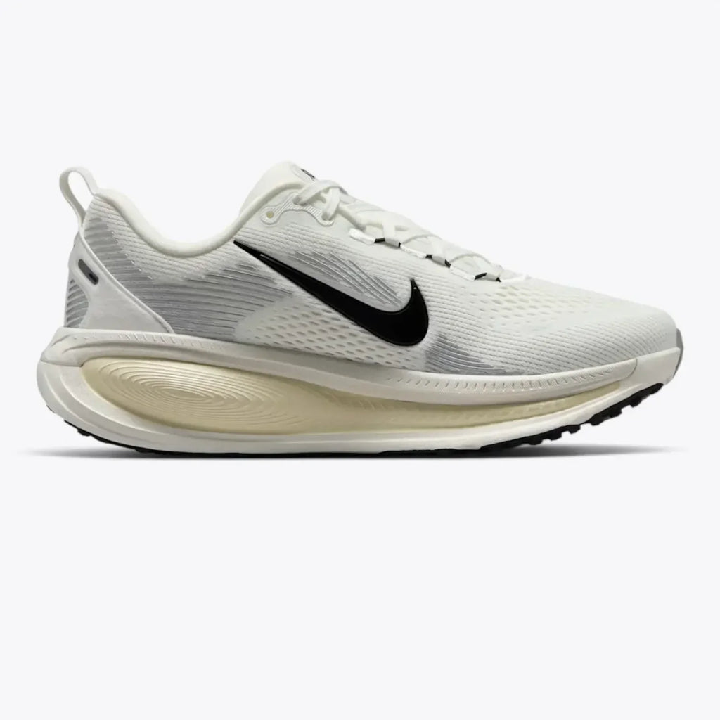 Nike Vomero 18 Running Shoes – Summit White / Coconut Milk HM6804-101