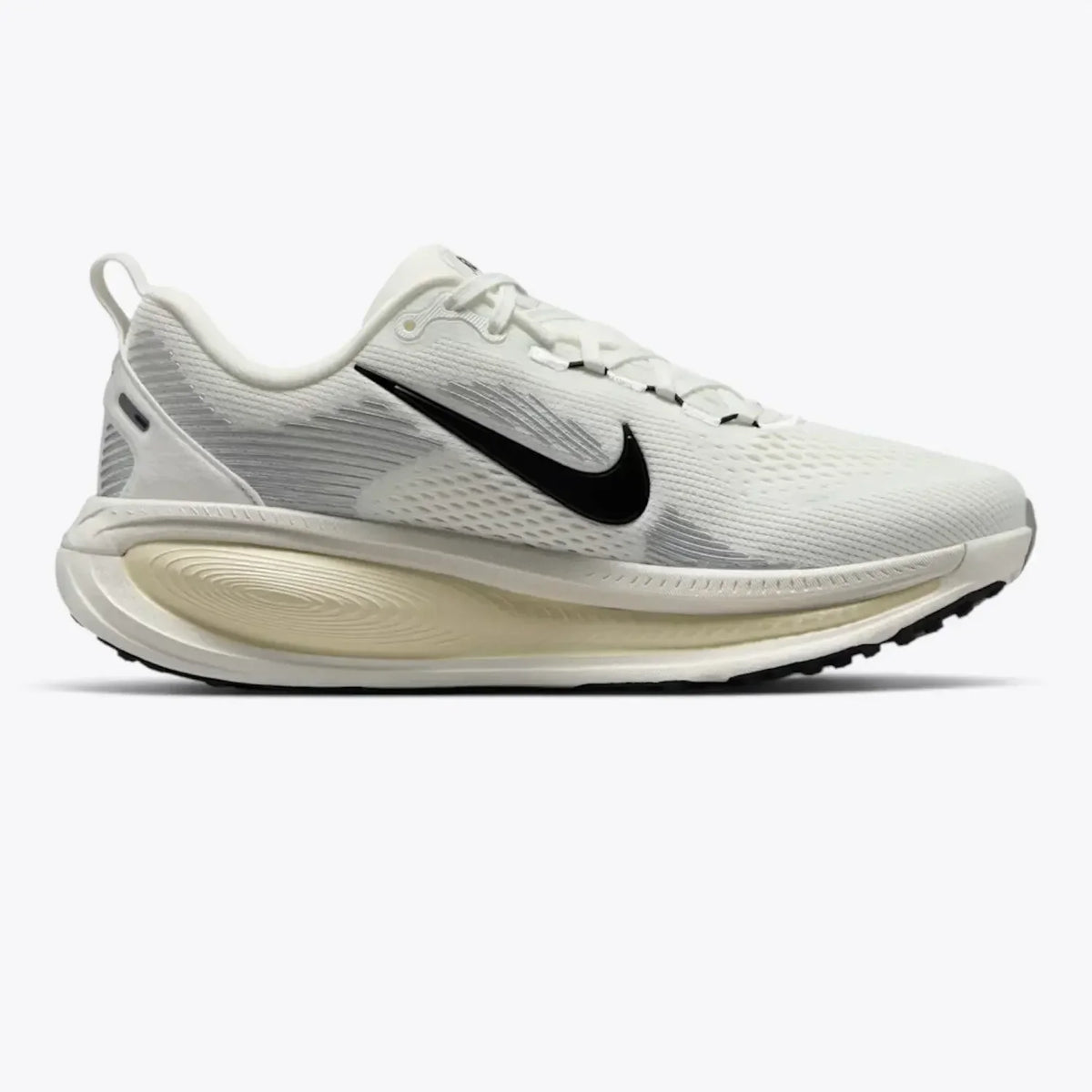 Nike Vomero 18 Running Shoes – Summit White / Coconut Milk HM6804-101