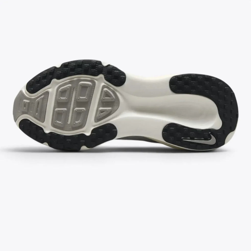 Nike Vomero 18 Running Shoes – Summit White / Coconut Milk HM6804-101