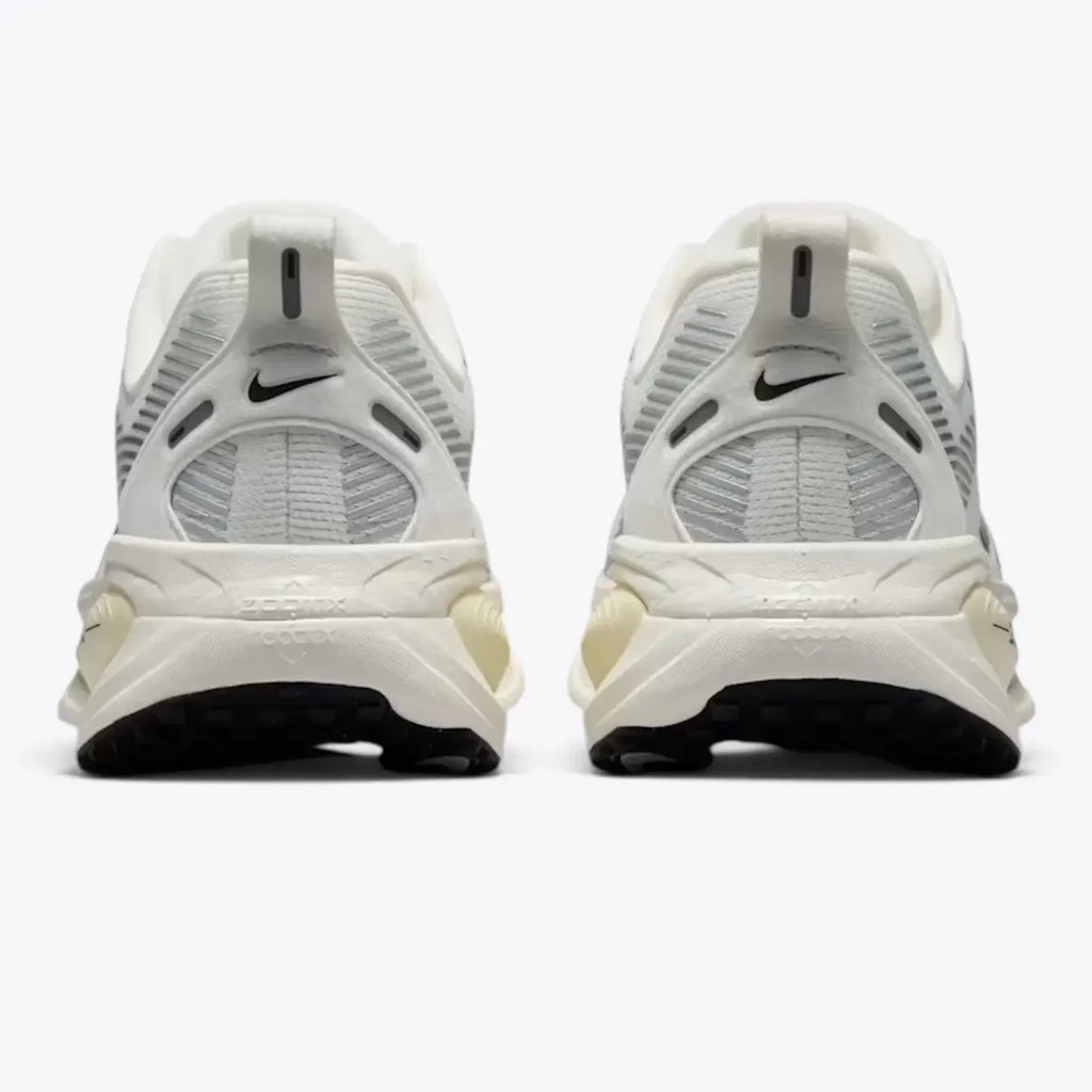 Nike Vomero 18 Running Shoes – Summit White / Coconut Milk HM6804-101