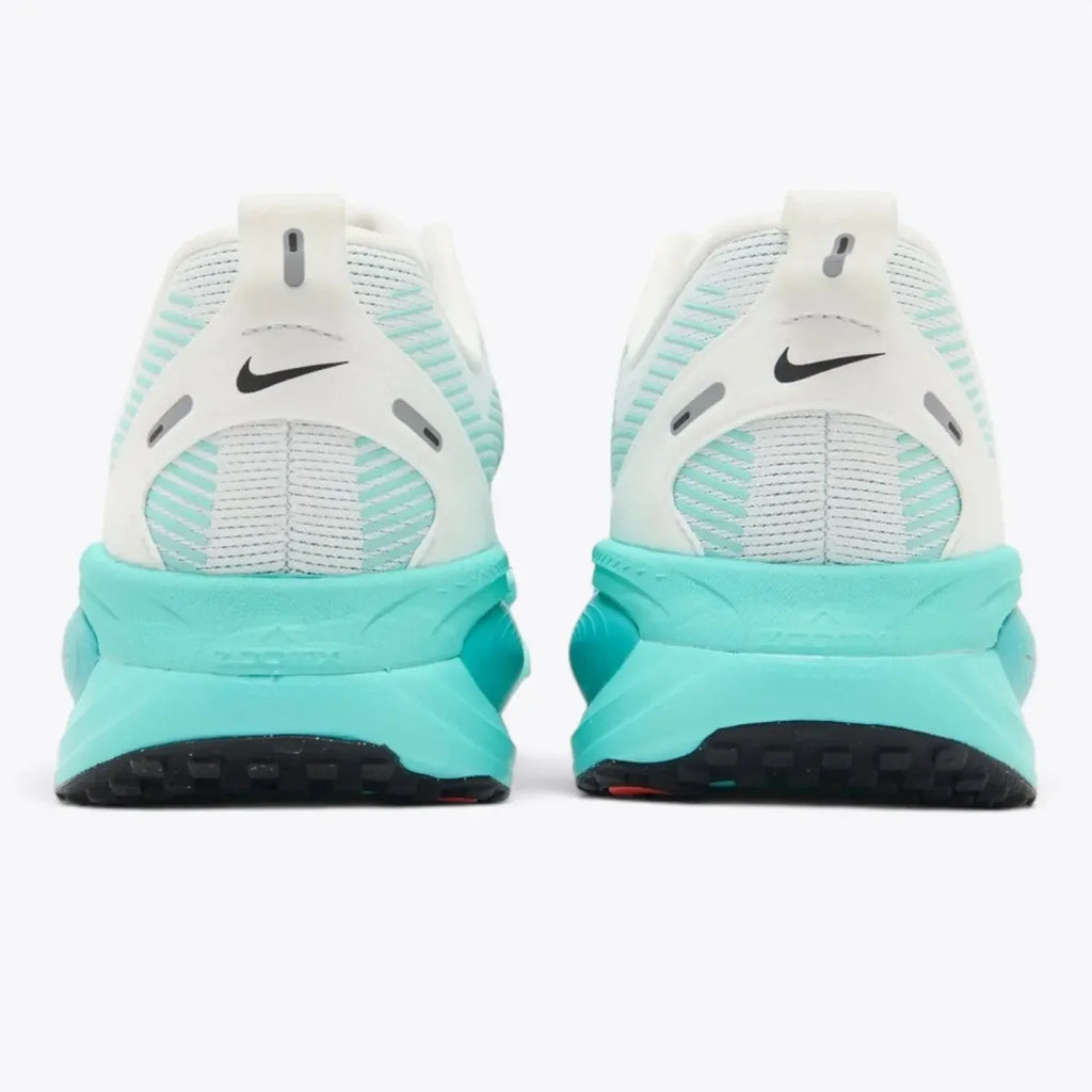 Nike Vomero 18 Running Shoes – Summit White / Geode Teal HM6803-103