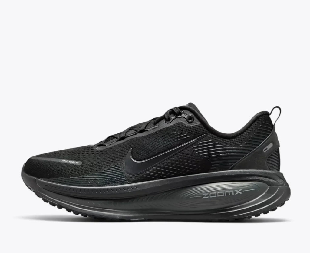 Nike Vomero 18 Running Shoes – Triple Black HM6803-005