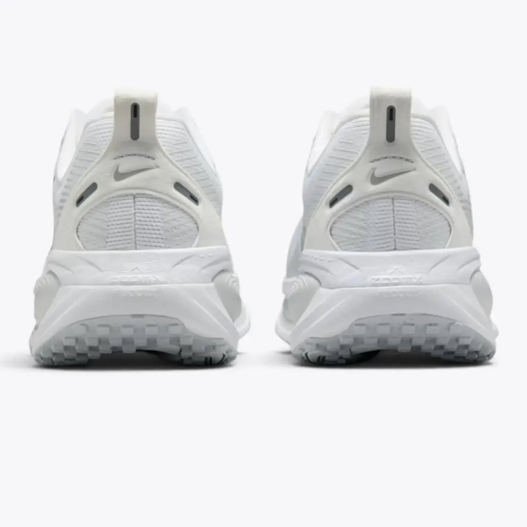 Nike Vomero 18 Running Shoes – White / Metallic Silver / Photon Dust HM6804-104