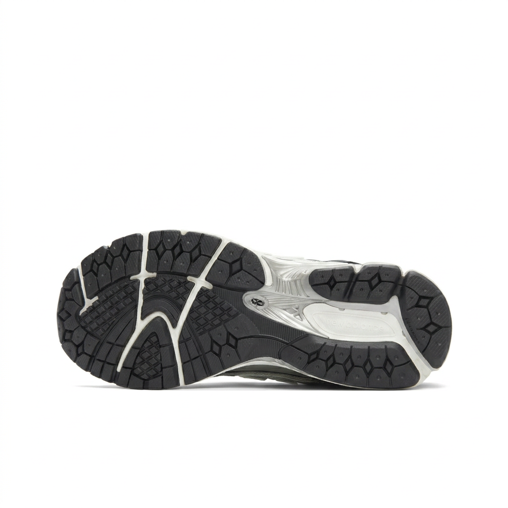 New Balance 1906R White - Black - Silver