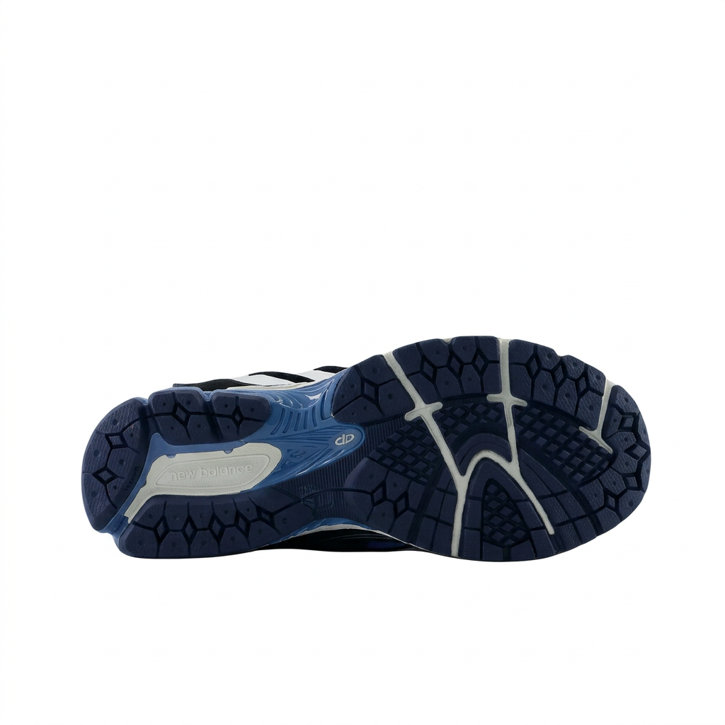New Balance 1906A Navy - Silver